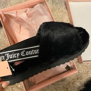 Juicy Couture slippers